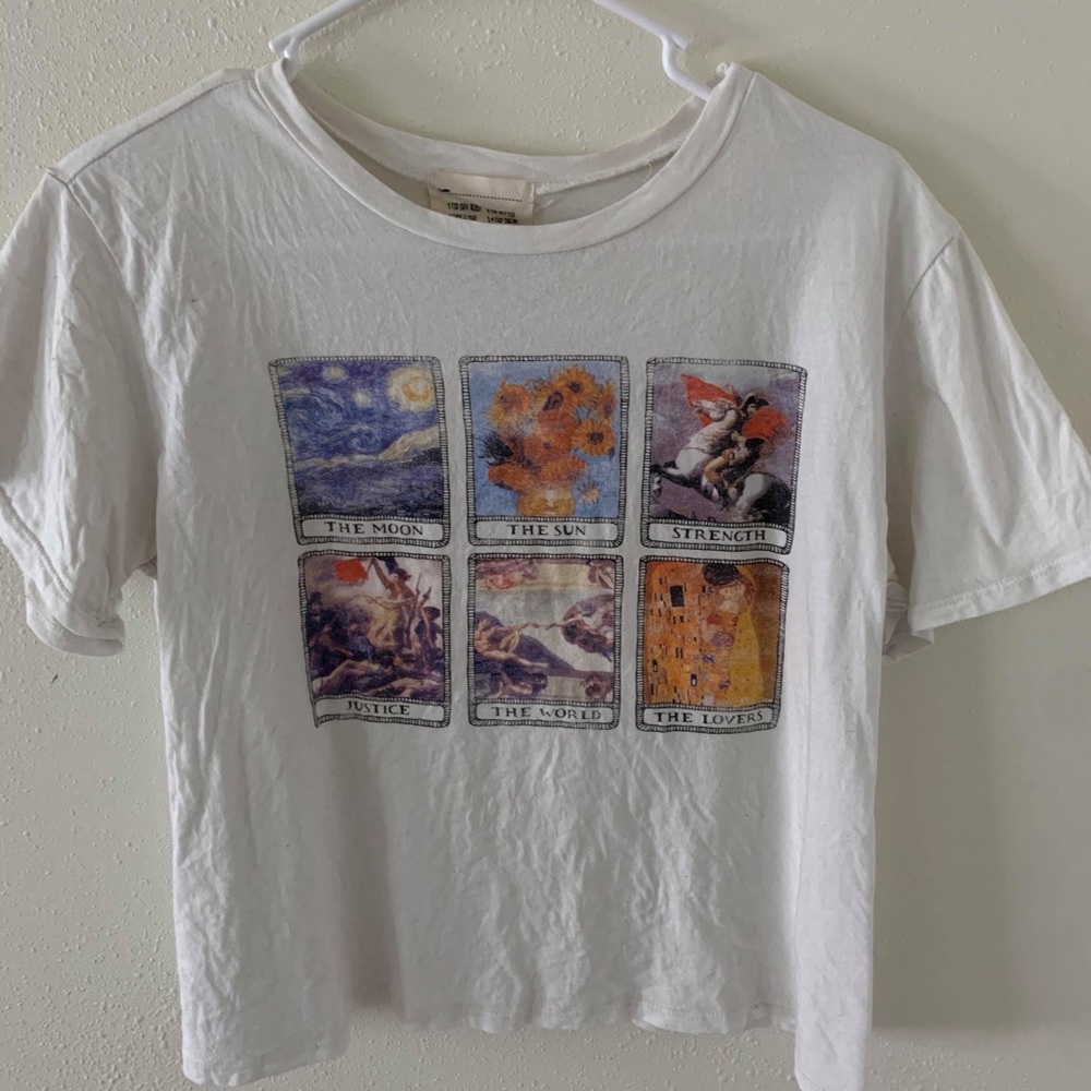 white tee